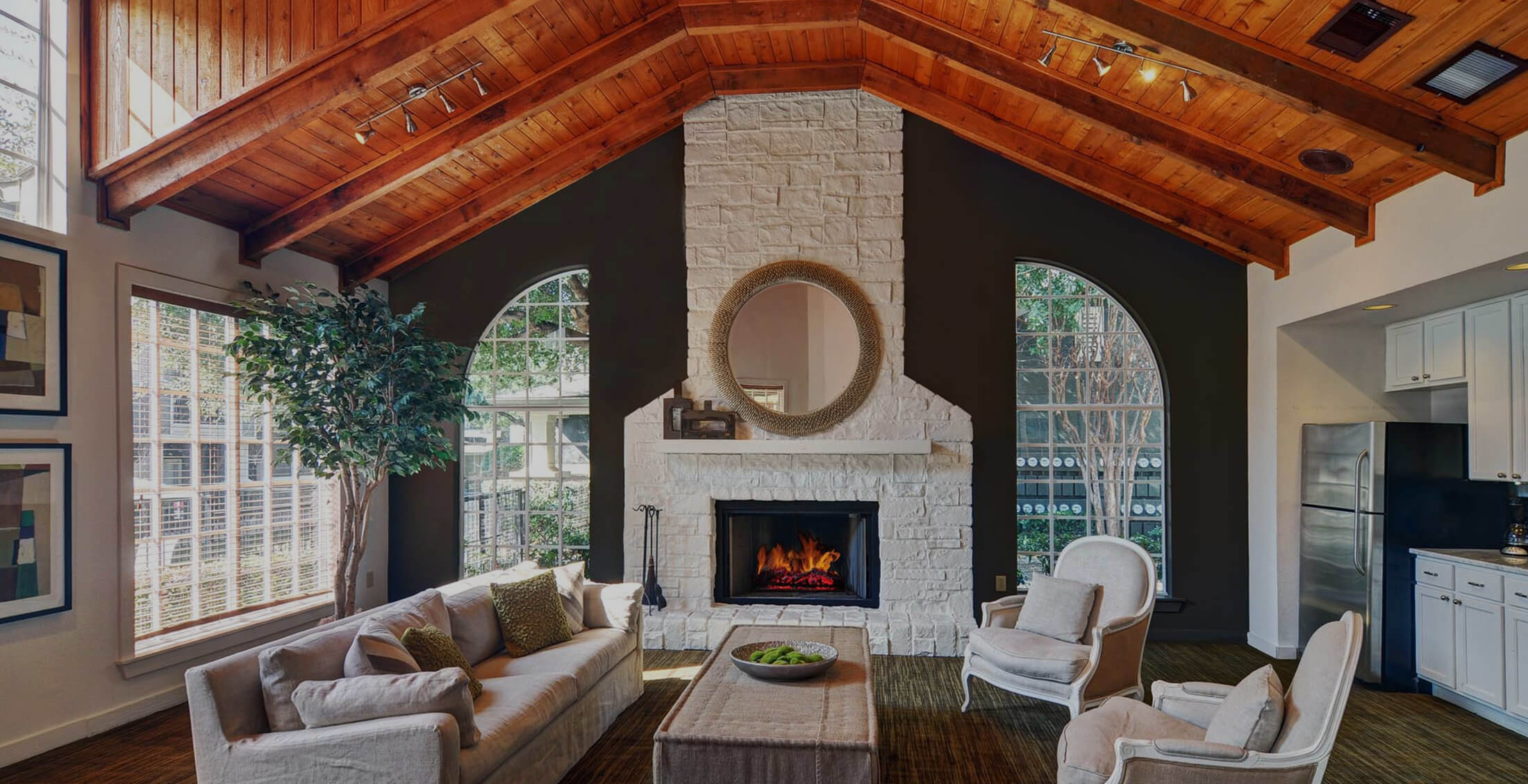 Stone Ridge Apartments in Dallas, TX